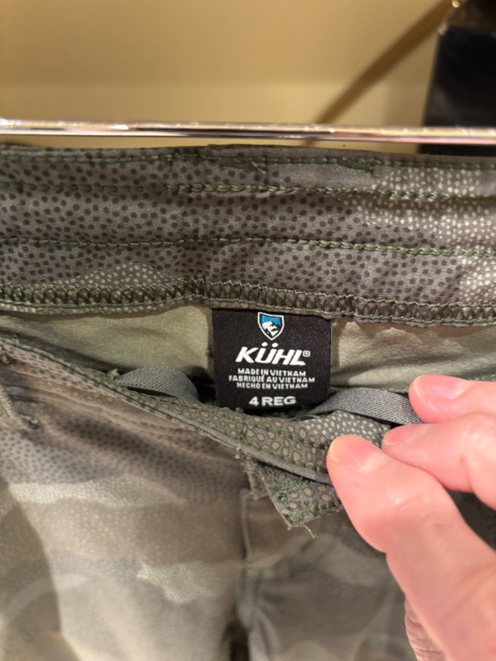 Kuhl Splash Roll-Up Pants Size 4 REG in Camo - Picture 3 of 4